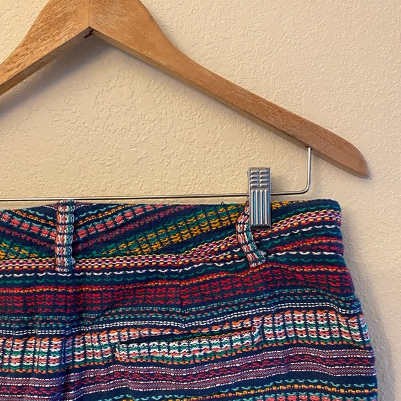 Gap Multi-Colored Woven Shorts - Picture 5 of 7